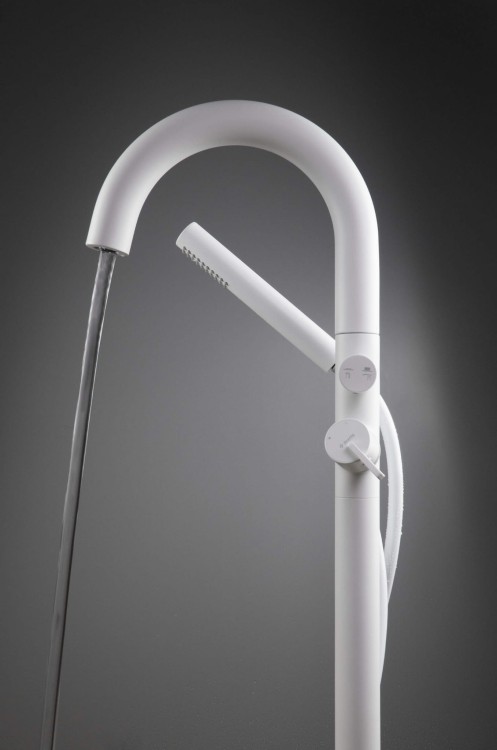 eebe16aedd13bf9c3d3b2b9b3419111d