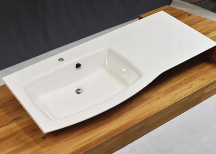 10f8048bd31c3f07cbaa0cb996765edb